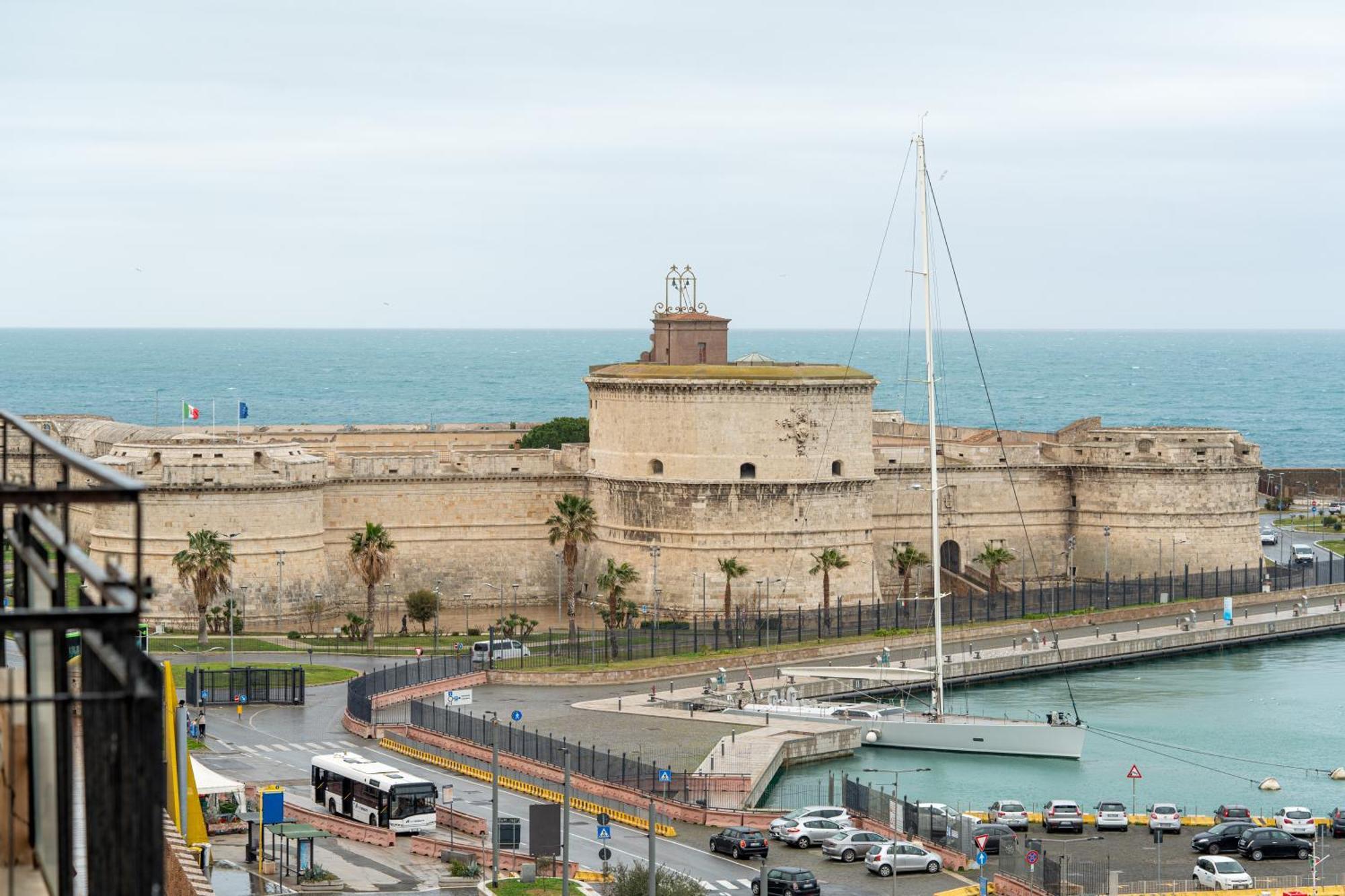 L'Onda Affittacamere Civitavecchia Εξωτερικό φωτογραφία