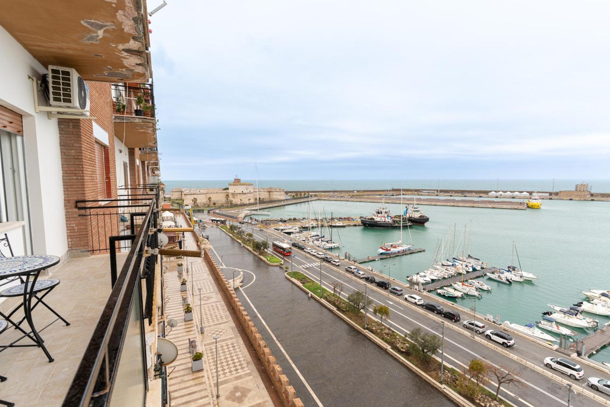 L'Onda Affittacamere Civitavecchia Εξωτερικό φωτογραφία