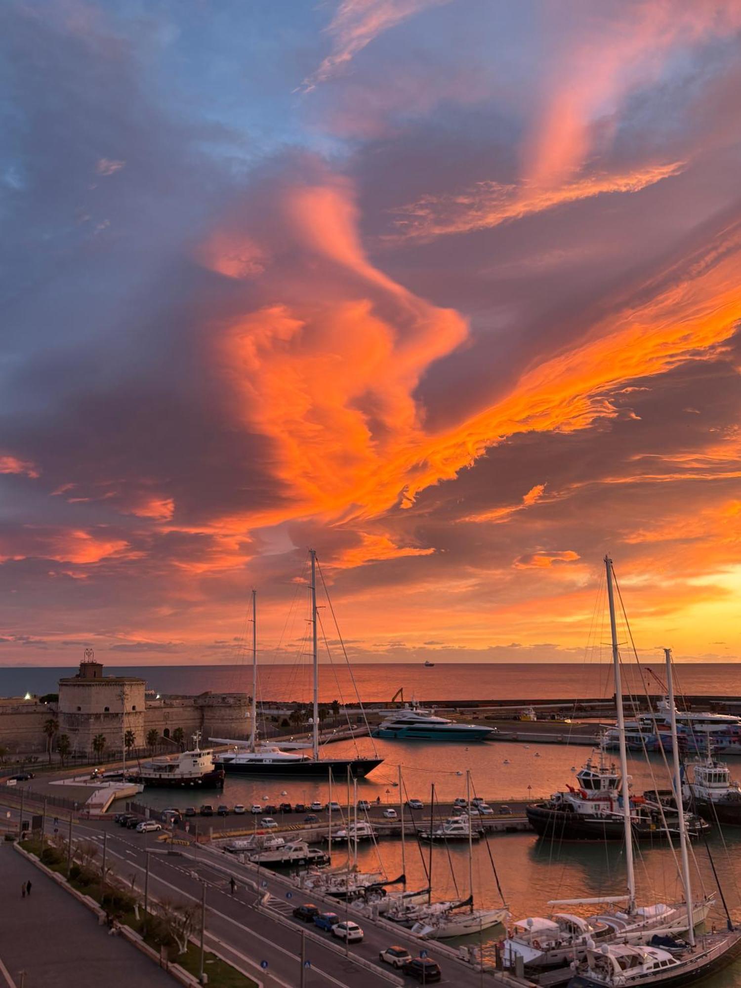 L'Onda Affittacamere Civitavecchia Εξωτερικό φωτογραφία